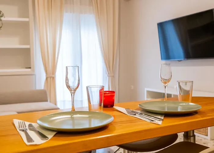Book Homes Athens - Meraki Home