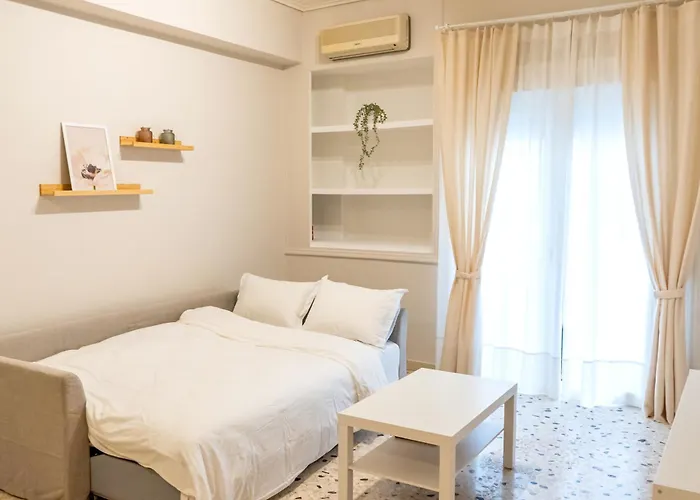 Book Homes Athens - Meraki Home